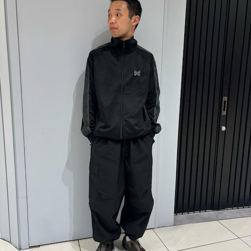 All black code. Tightening...
