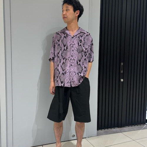 盛夏造型夏天也穿了花纹...