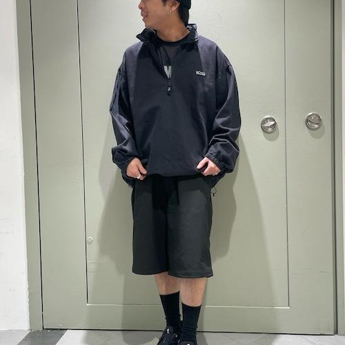 전체적으로 느긋한 루즈한...