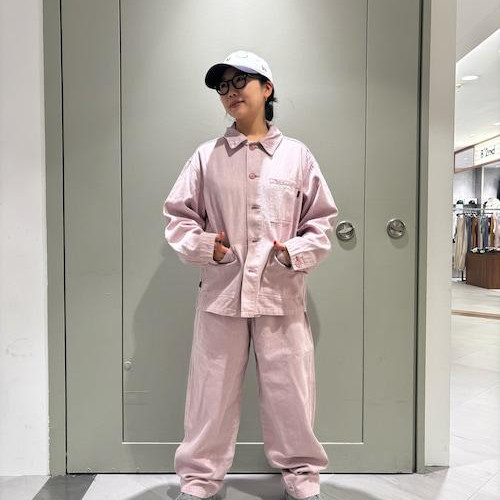 카바올은 봄 아우터에 비...