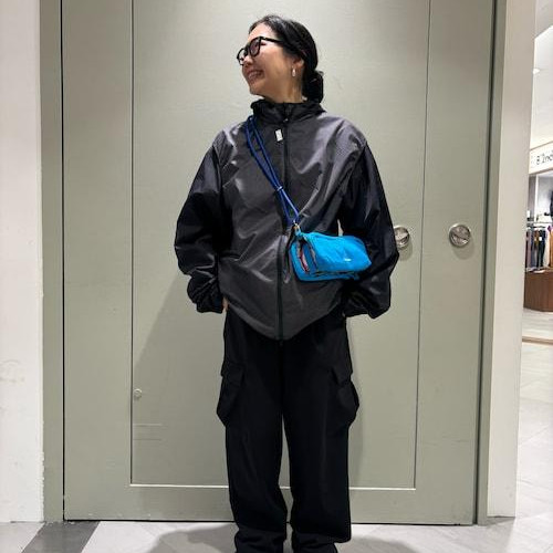 尼龙夹克在春季大放异彩...