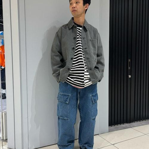헴프 소재 재킷이 색조...