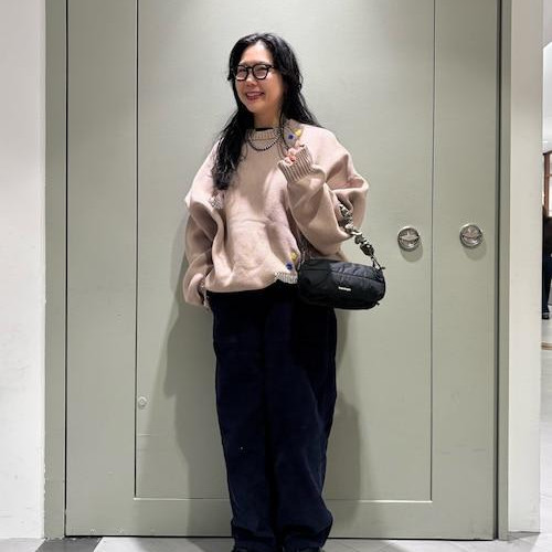 因為是棉織衫,所以春意盎然...