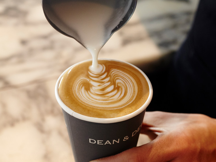 DEAN & DELUCA CAFE