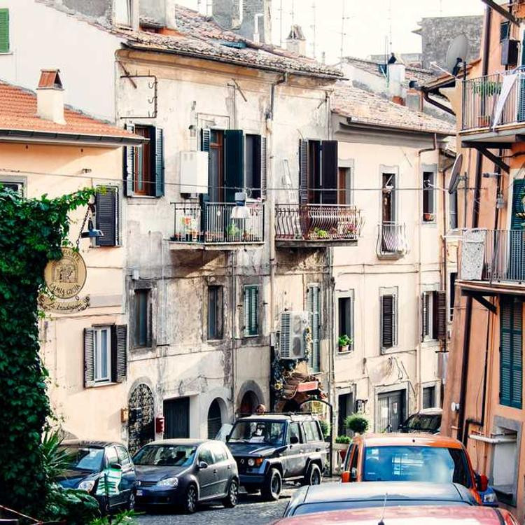 Shops starting with Akara