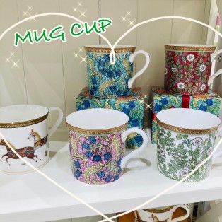 ＼ギフトにオススメなアイテム、入荷中／