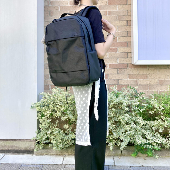 【수량 한정 재입하! 】Incase-City Compact Backpack With 1,680D -Black-