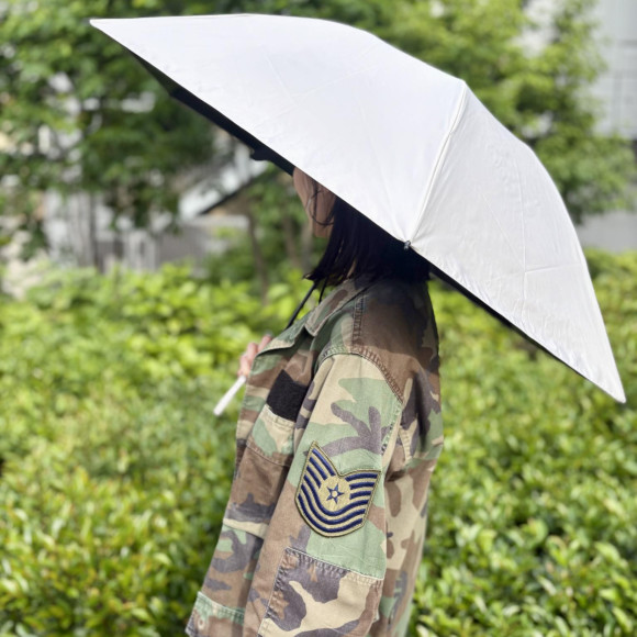 [ยูโอ] ร่มพับ 3 ชั้น CALM (เปิดด้วยมือ)