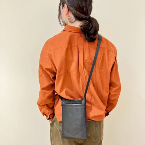 NELD ミニショルダーバッグ