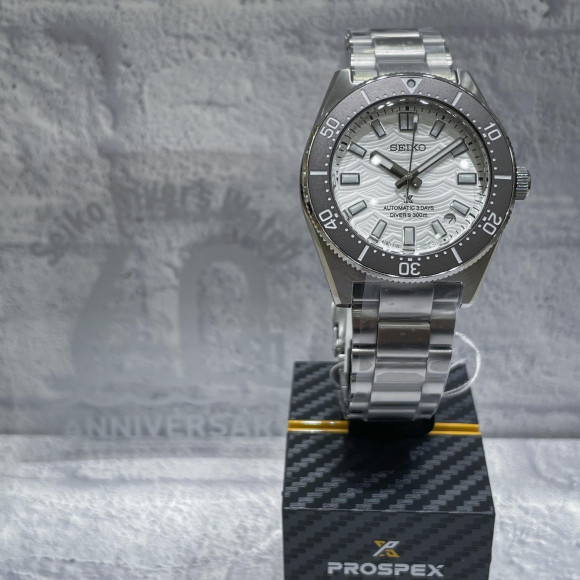 นาฬิกา Seiko Diver's Watch รุ่นฉลองครบรอบ 60 ปี Limited Edition