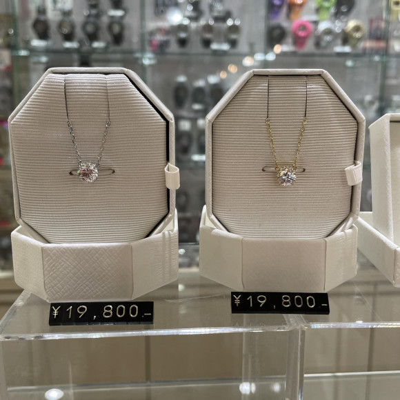 スワロフスキー再入荷しました！