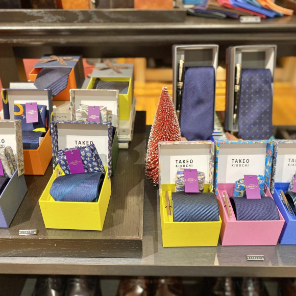 แนะนำของขวัญคริสต์มาส TAKEO KIKUCHI แนะนำ