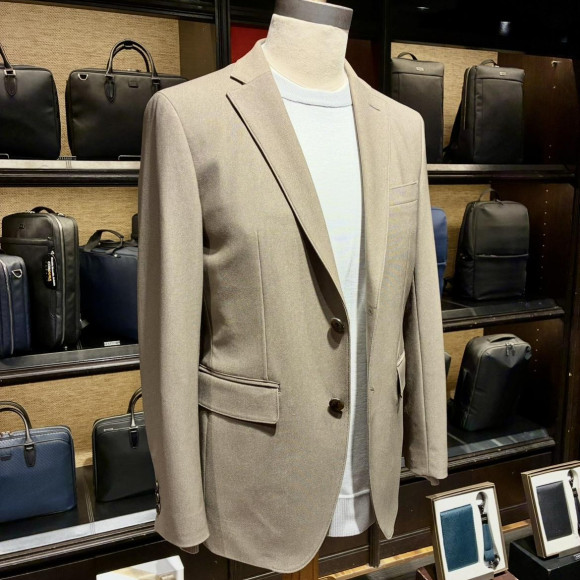 ขอแนะนำแจ็คเก็ตตัวใหม่ของ TAKEO KIKUCHI