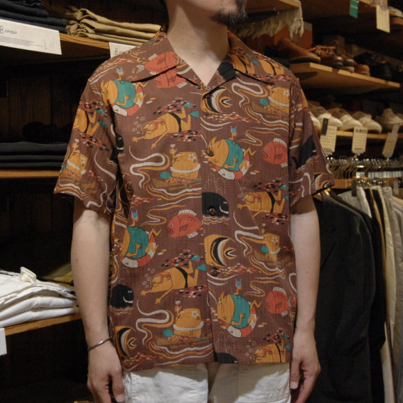 SUN SURF: เสื้อผ้าที่ผู้ใหญ่ชื่นชอบ 