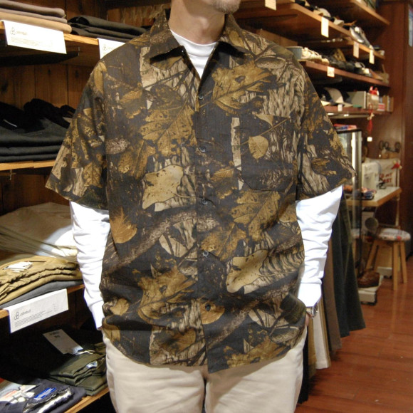 シャツJKT的な半袖シャツ