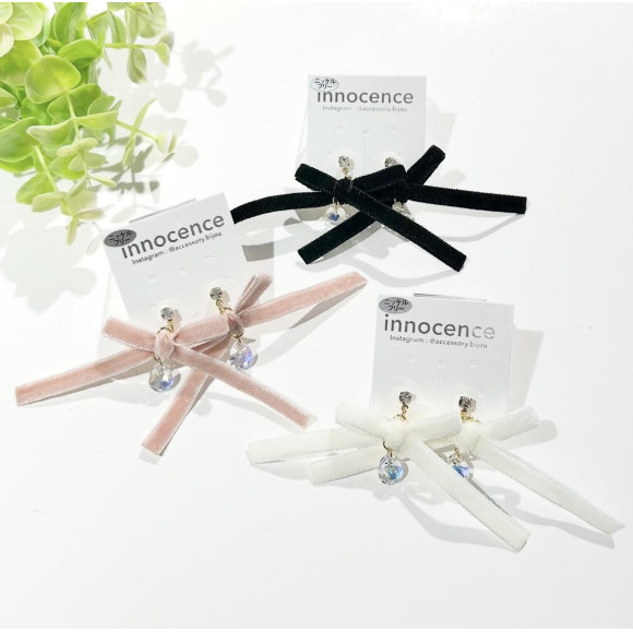 ベロアリボンイヤリング