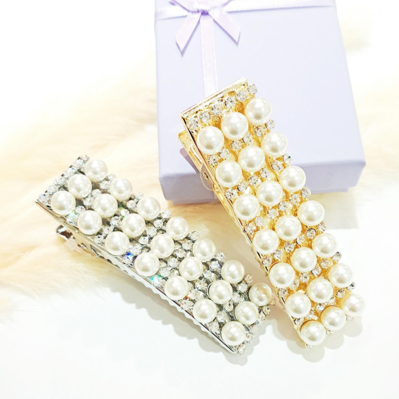 คลิปส้อมไข่มุกและหิน