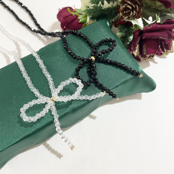 สร้อยคอริบบิ้นประดับลูกปัด