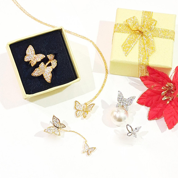 我们也接受圣诞礼物包装!