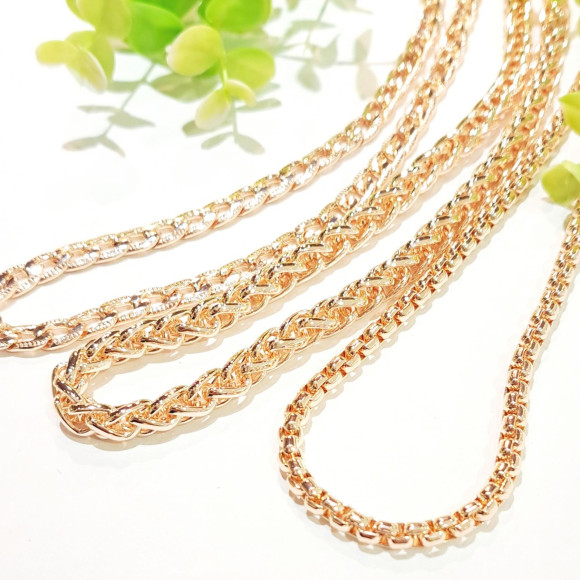 สร้อยคอโซ่ทองคำชมพู