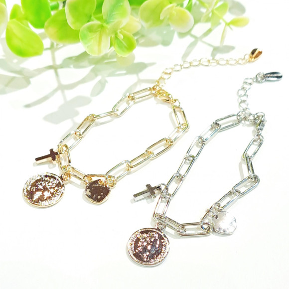 コインチャームブレスレット