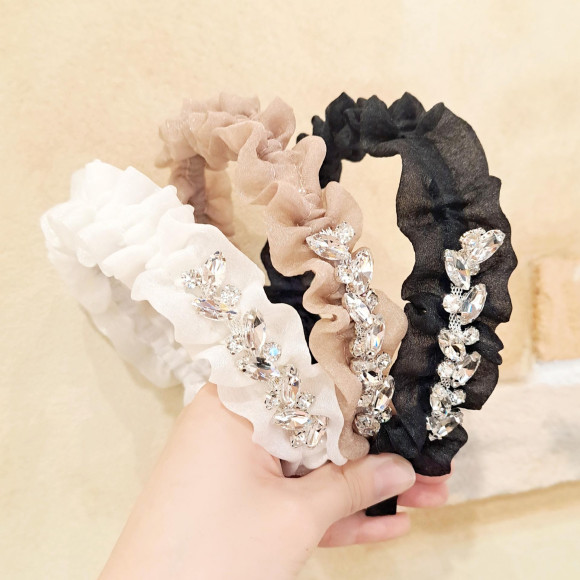 フリル×ビジューカチューシャ