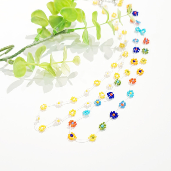 カラフルビーズネックレス