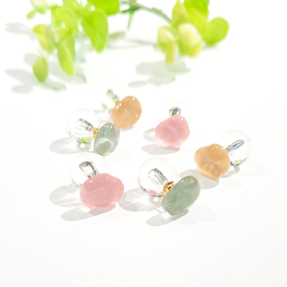 クリアキャッチピアス