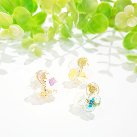 清晰花耳環