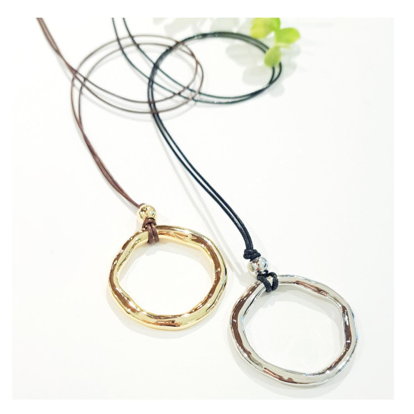 สร้อยคอโลหะ Nuance