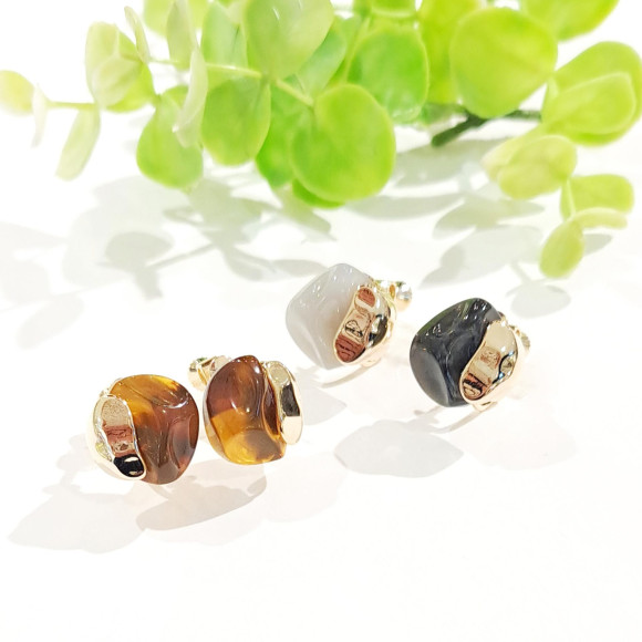 丙烯酸×金属耳环