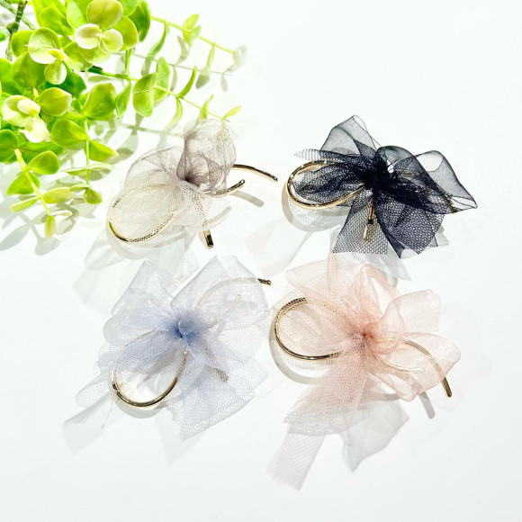 เข็มกลัดริบบิ้นชีฟอง