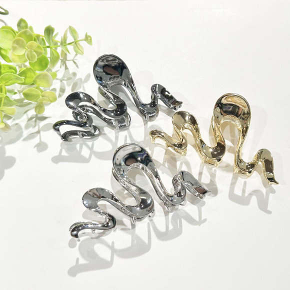 นูแอนซ์ เมทัล แวนซ์