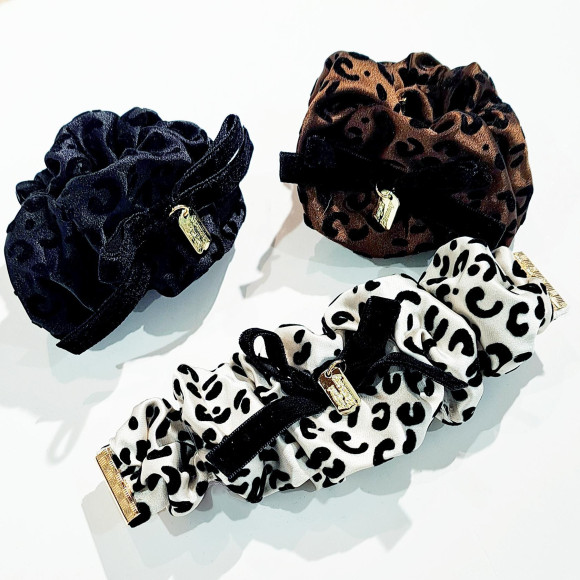 Leopard pattern roll pony