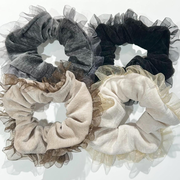 ベロアフリルシュシュ