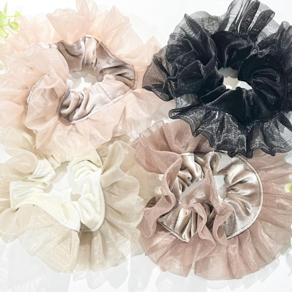 ベロアフリルシュシュ