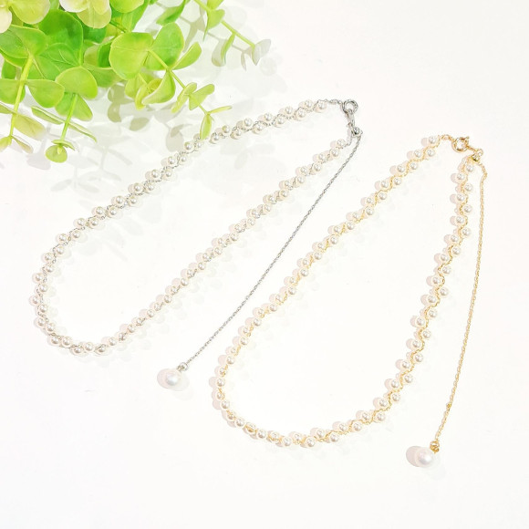 スライドパールネックレス