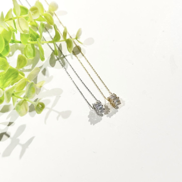 ストーンネックレス