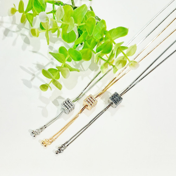 スライドネックレス