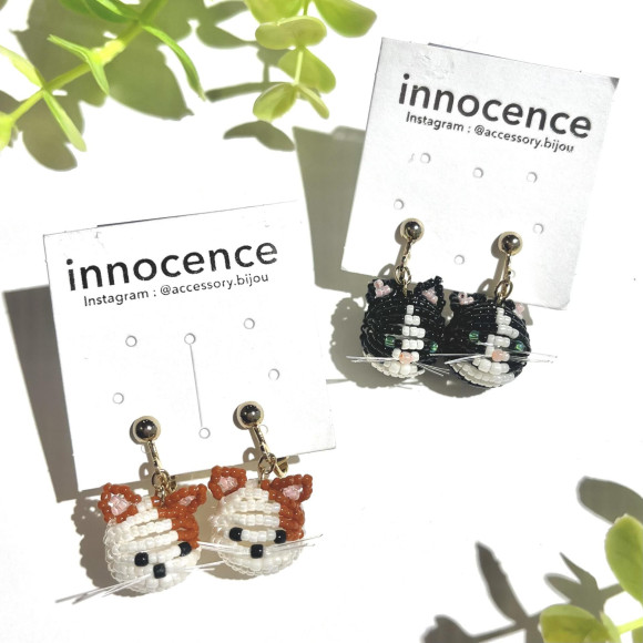 ネコモチーフイヤリング