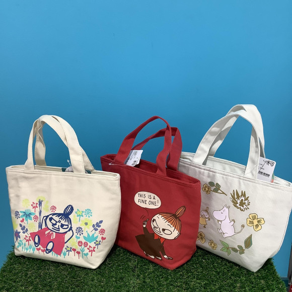 キャラクターランチバッグ入荷しました！