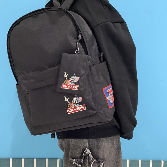 リュックとパスケースが入荷しました！