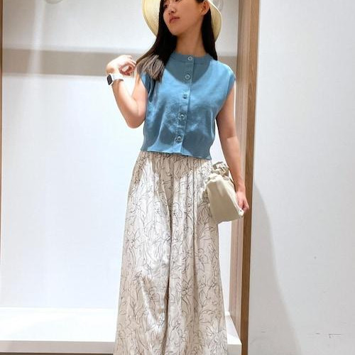 針織衫上衣成熟女性的海搭配