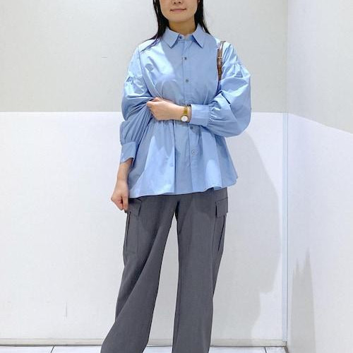 부드럽게 볼륨이 있는 페프라...