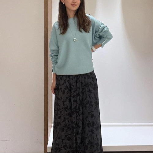 라이트 그린 돌맨니트 상냥한 레이어드 코데