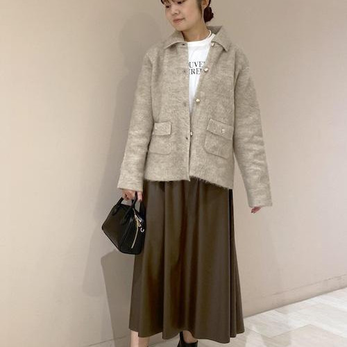 Incorporating autumn colors, soft...