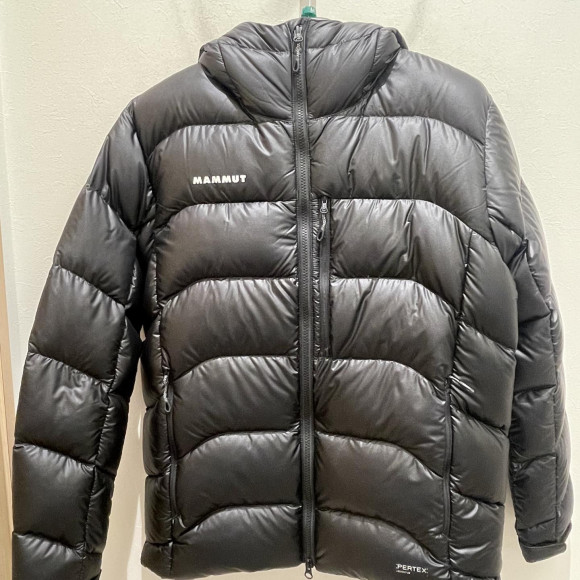 다운 인 설레이션 웨어 입하하고 있습니다!