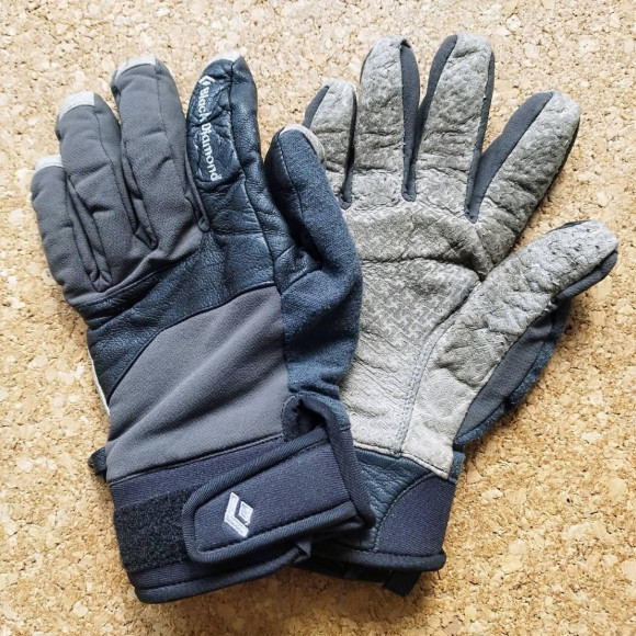 【工作人員愛用品介紹】　由登山指南使用的Black Diamond技術冬季手套