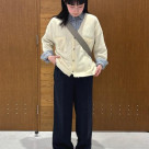 ゆったりとしたシルエットであり...