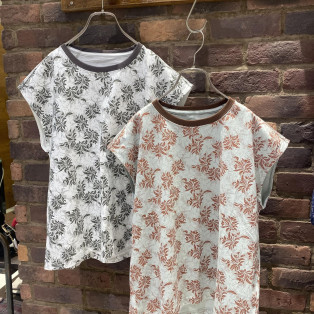 ドットフラワープリント フレンチTEE